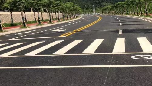 蘇州廠區(qū)停車場車位劃線哪家好？專業(yè)團隊為您定制方案